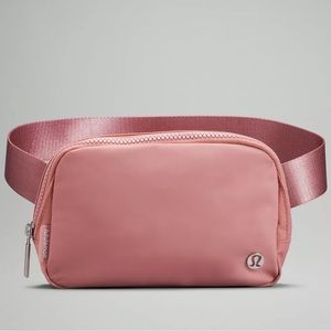 lululemon belt bag